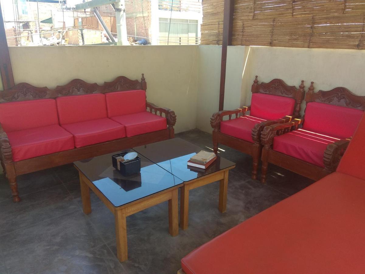Lola Hosting Hotel Huanchaco Buitenkant foto